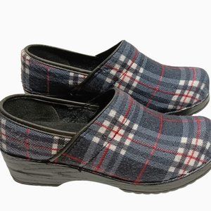 PLAID CLOGS MADE IN ITALY, SIZE 9